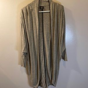 Kimono type tan and black cardigan